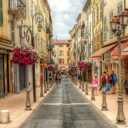 Grand Vue Cap D'ambre * 昂蒂布